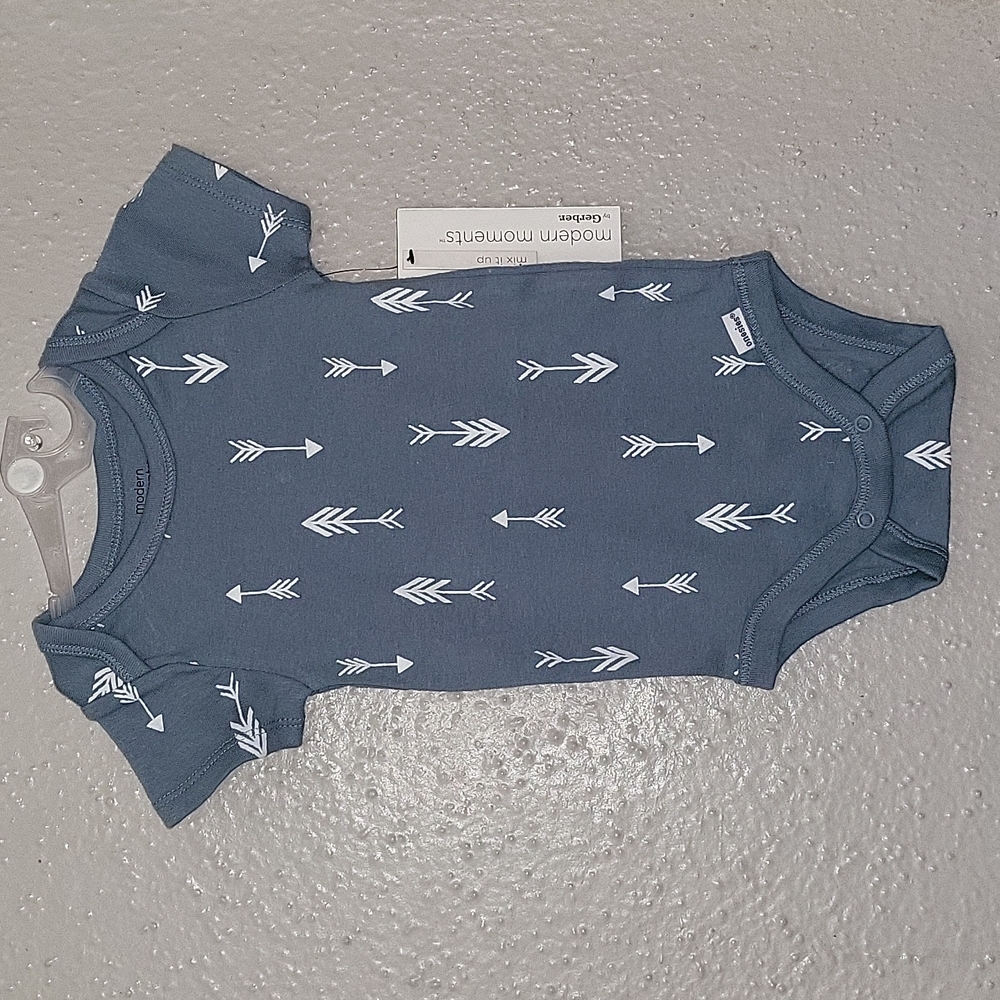 Gerber Baby Bodysuit/ Onesie